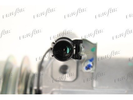 Compressore aria Condizionata Zexel DKS15D 1G Mitsubishi L200 2.5 D dal 2005 - Autoricambi4x4 - vista 3