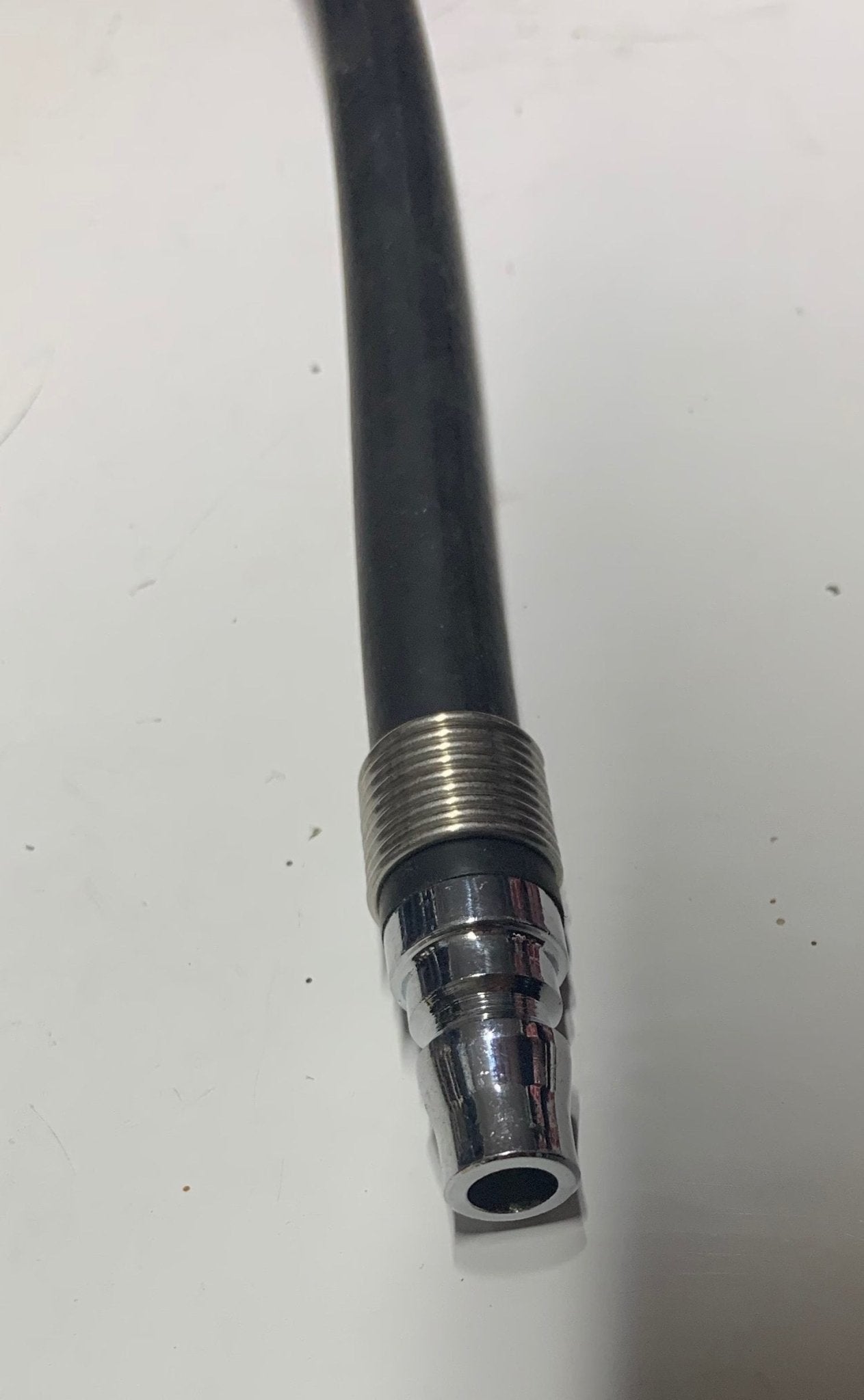 COMPRESSORE ARIA PORTATILE A CICLO CONTINUO 72 LITRI/MINUTO (T - MAX) - Autoricambi4x4