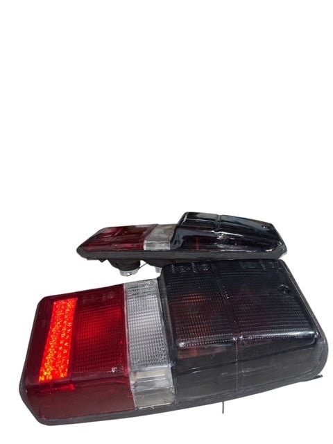 Coppia Fanali Posteriori Nissan Patrol TR 2.8 - Autoricambi4x4 - vista 3