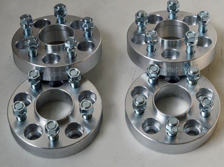 DISTANZIALI ALLUMINIO 30MM CON CENTRAGGIO FREELANDER II - Autoricambi4x4