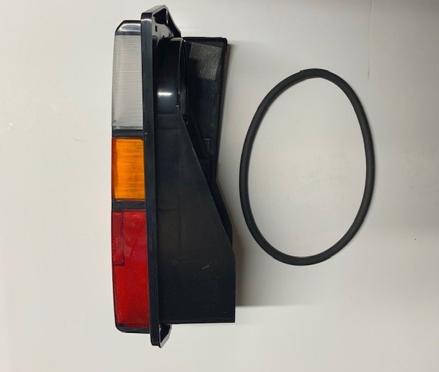 Fanale Posteriore Destro Fiat Panda (141_) dal 1986 al 2003 - Autoricambi4x4 - vista 4