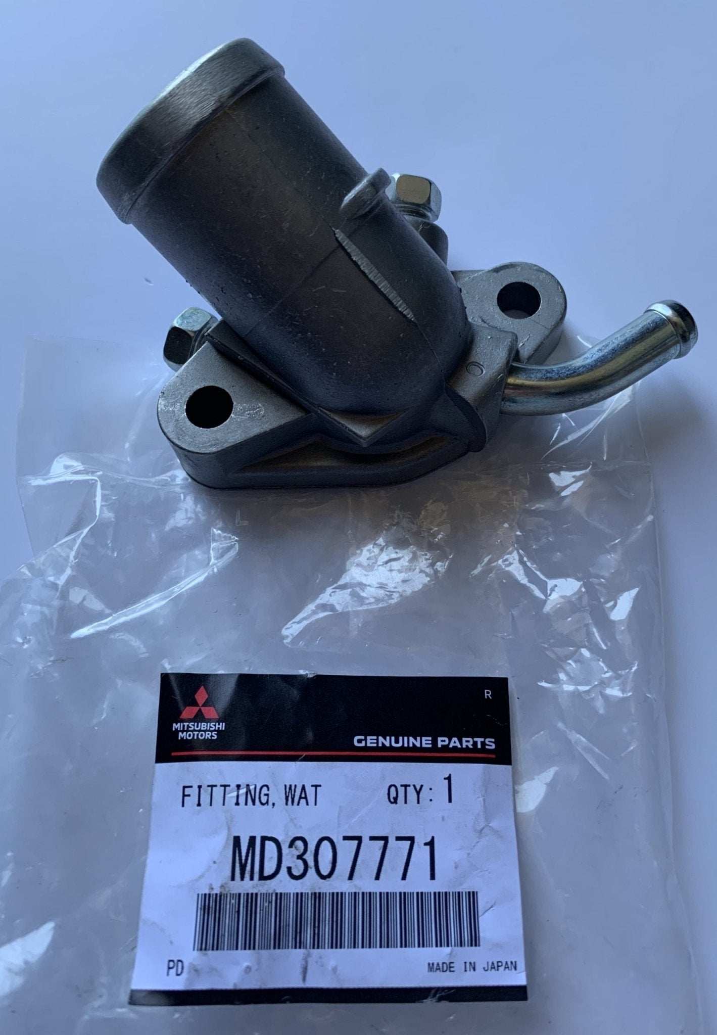 Flangia Termostato/ Raccordo Uscita acqua Mitsubishi Pajero II (Originale) - Autoricambi4x4 - vista 3