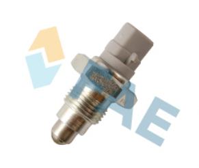 Interruttore/Sensore Retromarcia Toyota Land Cruiser - Hilux - Rav 4 - Autoricambi4x4