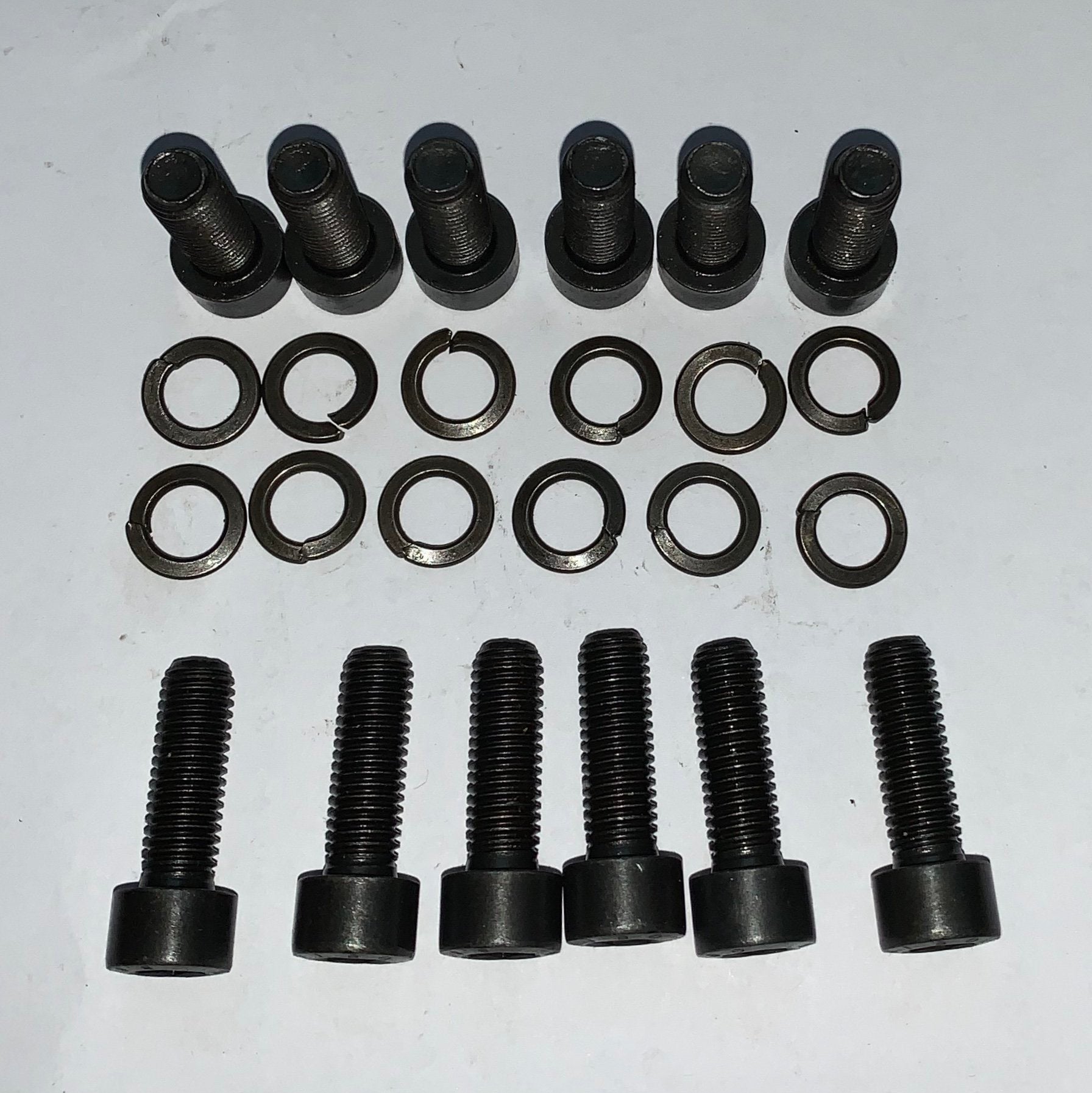 KIT 12 BULLONI E RONDELLE MOZZI RUOTA LIBERA FUORISTRADA NISSAN/MITSUBISHI/TOYOTA/ SUZUKI/ LAND ROVER - Autoricambi4x4