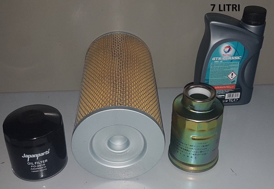 KIT TAGLIANDO 3 FILTRI+LITRI 7 TOTAL 10W40 TOYOTA HILUX 2.5 D - 4D DAL 2001 ( COD. MOTORE 2KD - FTV ) - Autoricambi4x4