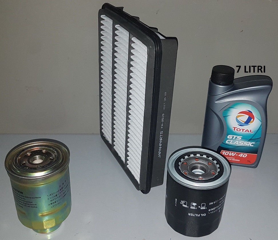 KIT TAGLIANDO 3 FILTRI+LITRI 7 TOTAL 10W40 TOYOTA LAND CRUISER (J12) 3.0 D - 4D DAL 2002 AL 2009 ( COD. MOTORE 1KD - FTV) - Autoricambi4x4