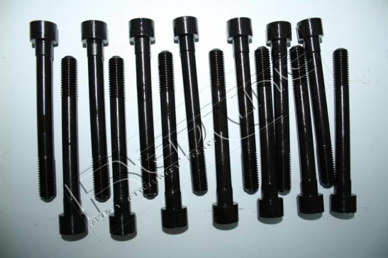 KIT TESTATA MOTORE COMPLETA CON PUNTERIE MECCANICHE/ SERIE GUARNIZIONI SMERIGLIO/ GUARNIZIONE TESTATA NON ORIGINALE/ BULLONI TESTATA NISSAN PATROL GR Y60 2.8 - Autoricambi4x4