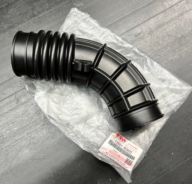 Manicotto Aspirazione/tubo Filtro aria Suzuki Jimny (Originale) - Autoricambi4x4 - vista 3