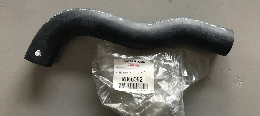 MANICOTTO SUPERIORE RADIATORE MITSUBISCI PAJERO II/ GALLOPER (ORIGINALE) - Autoricambi4x4