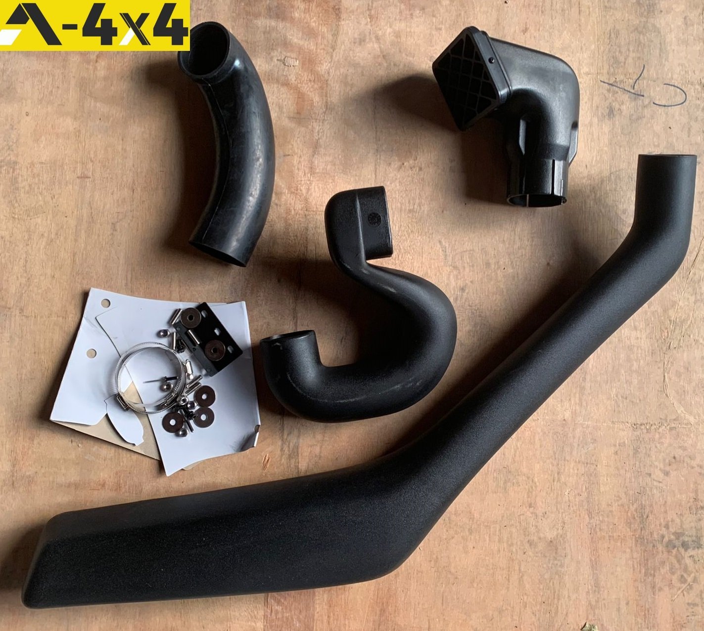 SNORKEL NISSAN NAVARA D22/ PATHFINDER R50 - Autoricambi4x4