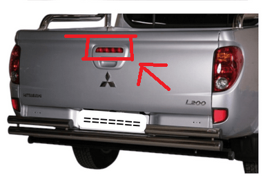 TERZA LUCE STOP MITSUBISHI L200 DAL 2005 AL 2015 - Autoricambi4x4