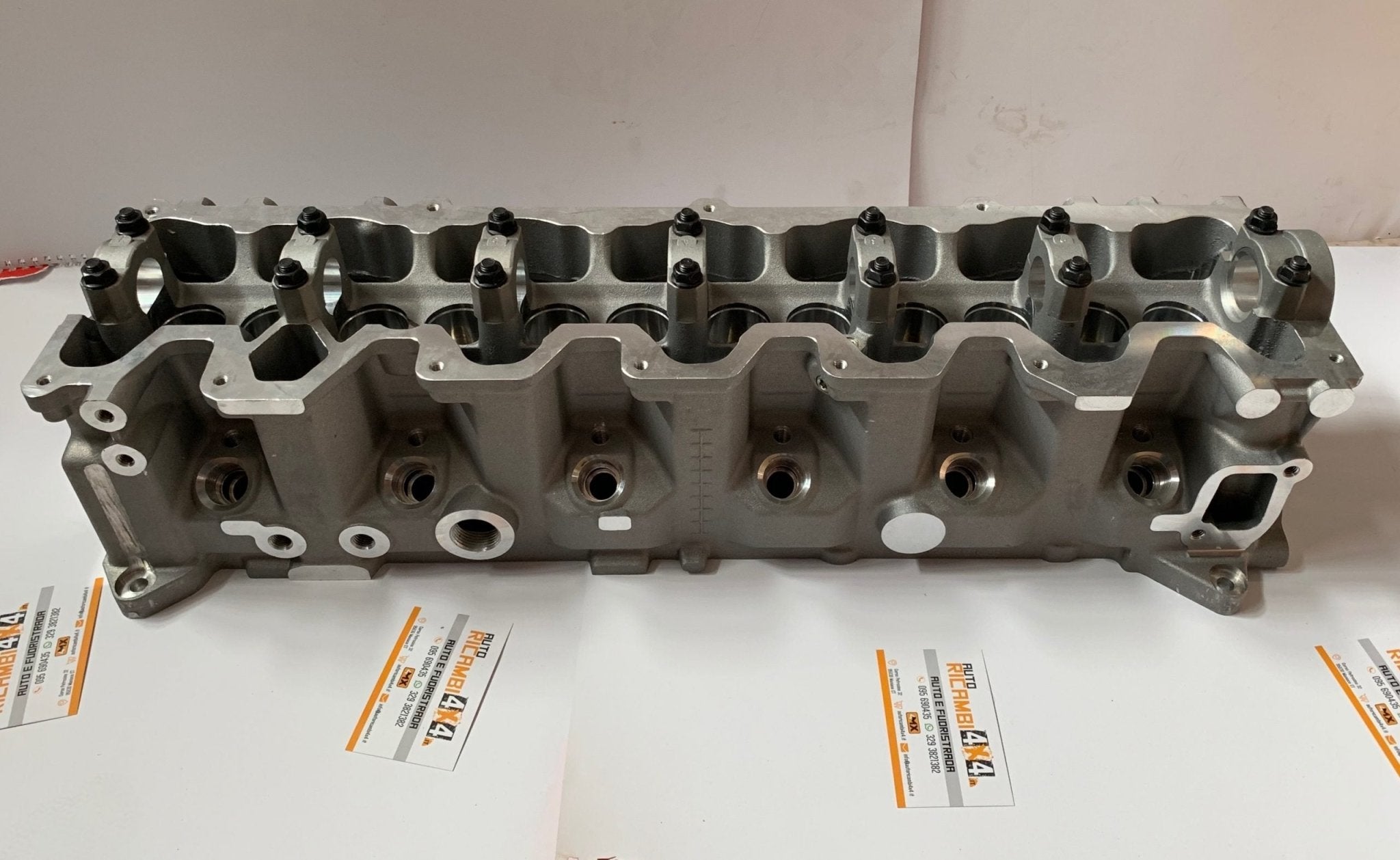 TESTATA NUDA NISSAN PATROL GR Y61 2.8 TD PER VEICOLI CON DEPRESSORE OLIO SUL COPERCHIO PUNTERIE - Autoricambi4x4