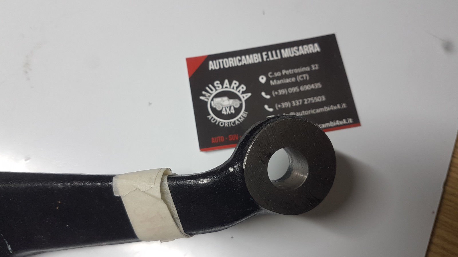 BRACCIO STERZO / GIUNTO ANGOLARE BOOMERANG TOYOTA HILUX (ORIGINALE) - Autoricambi4x4