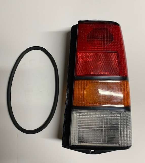 COPPIA FANALI/FANALINI/STOP POSTERIORI DESTRO - SINISTRO FIAT PANDA (141_) DAL 1986 AL 2003 - Autoricambi4x4