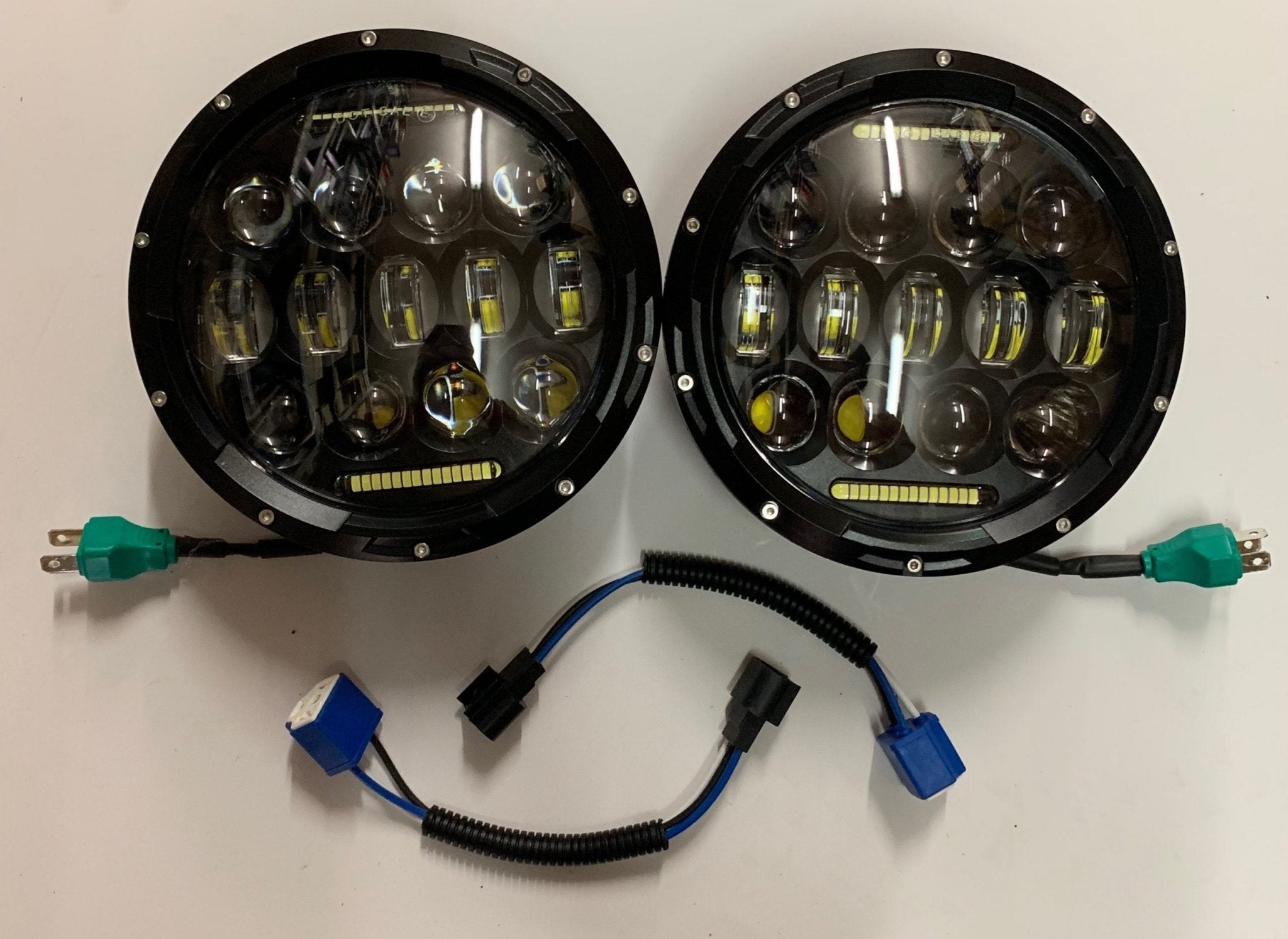 COPPIA FARI FULL LED 75W ROTONDO PER FUORISTRADA NISSAN - MITSUBISHI - JEEP - SUZUKI - LAND ROVER - TOYOTA - Autoricambi4x4