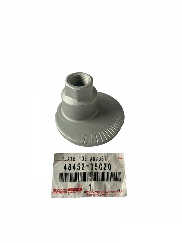 DADO ECCENTRICO/ PIASTRA REGOLAZIONE PUNTA SOSPENSIONE ANTERIORE TOYOTA LAND CRUISER KZJ90 - KDJ120 - GRJ120/ 4 RUNNER (ORIGINALE) - Autoricambi4x4