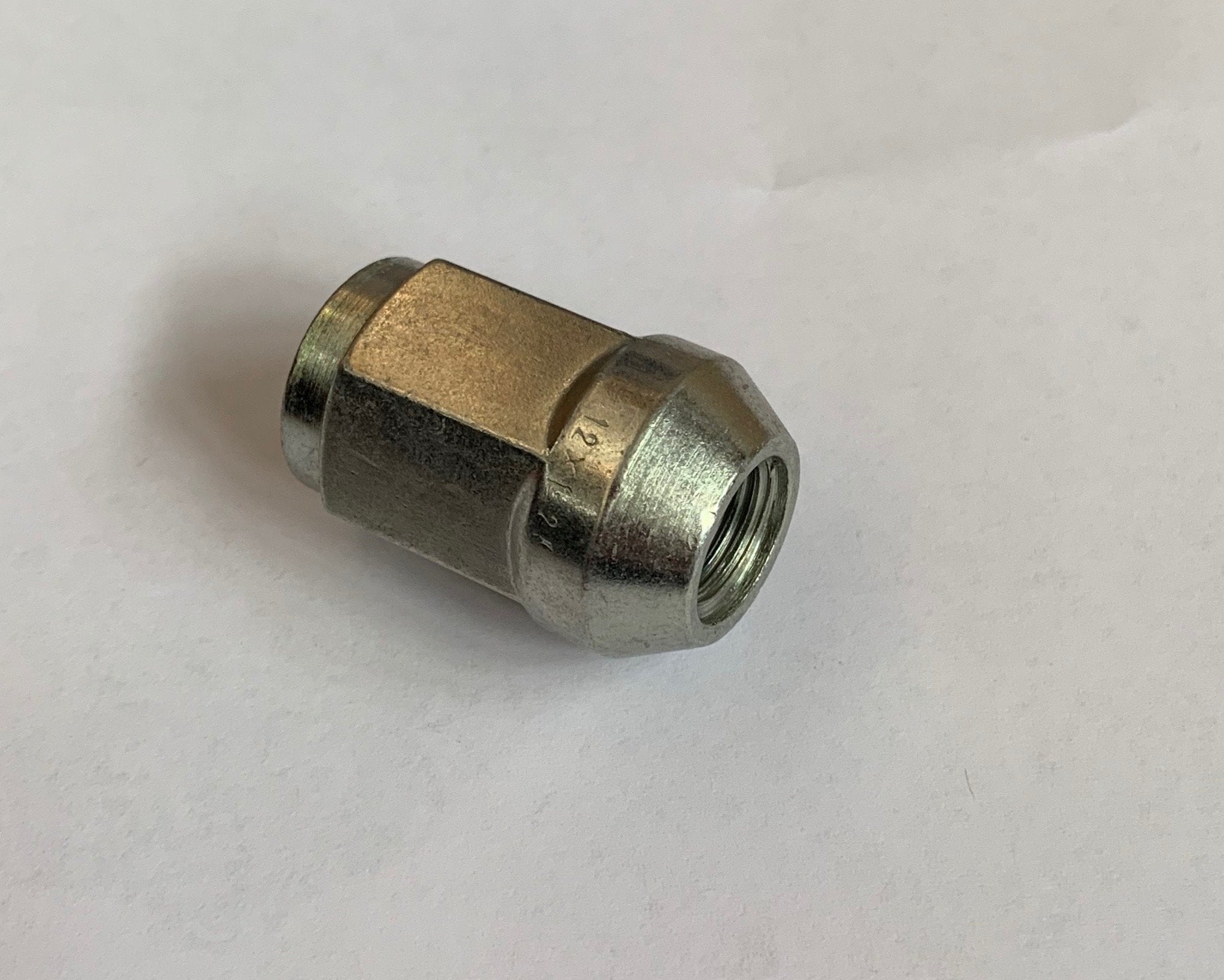 DADO RUOTA NISSAN (diametro esterno 21) - Autoricambi4x4