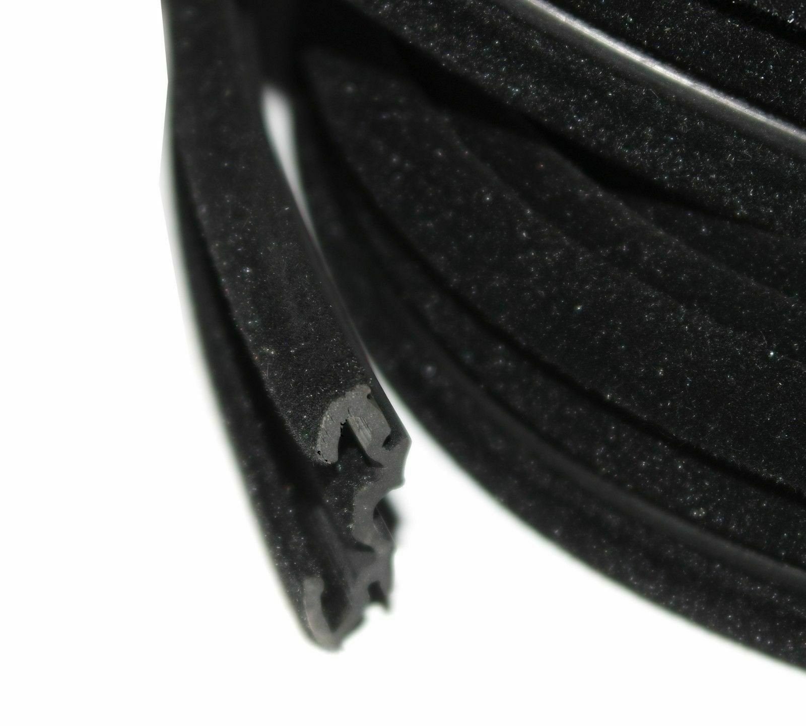 GUARNIZIONE CANALINO SCORRI FINESTRINI SUZUKI SJ410/ SJ413/ SAMURAI/ SANTANA - Autoricambi4x4