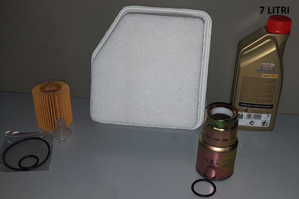 KIT TAGLIANDO 3 FILTRI + LITRI 7 CASTROL 5W30 TOYOTA RAV 4 III 2.2 D - 4D DAL 2006 ( COD. MOTORE 2AD - FTV / 2AD - FHV) - Autoricambi4x4