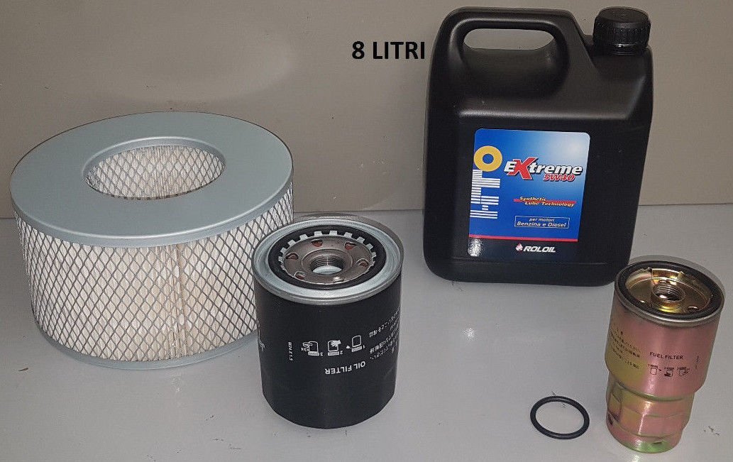 KIT TAGLIANDO 3 FILTRI + LITRI 8 ROLOIL 5W40 TOYOTA HILUX 2.4 TD 4X4 DAL 1997 AL 2001 ( COD. MOTORE 2L - T ) - Autoricambi4x4