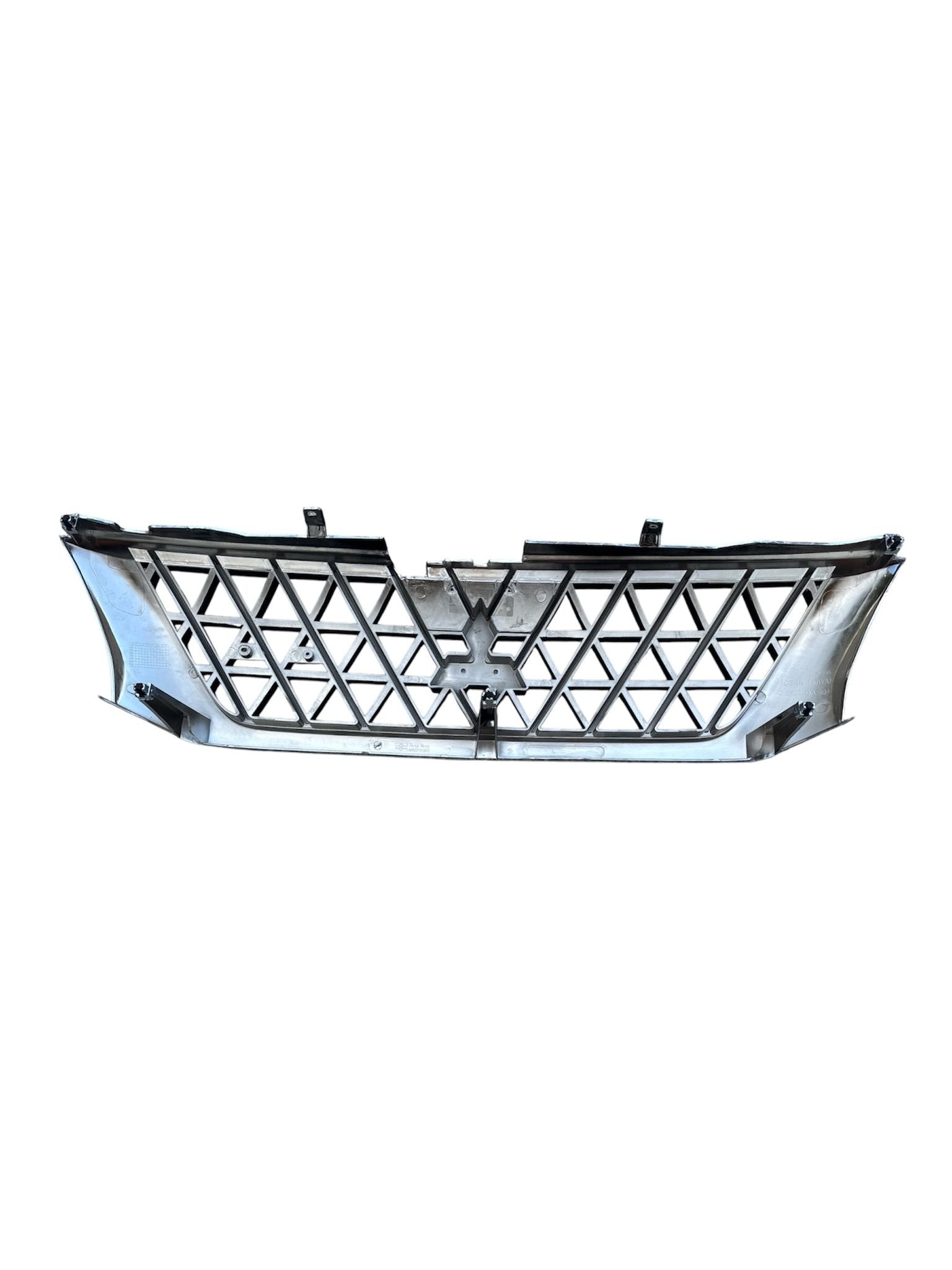 MASCHERINA/ GRIGLIA ANTERIORE CROMATA MITSUBISHI L200 DAL 2002 AL 2006 - Autoricambi4x4