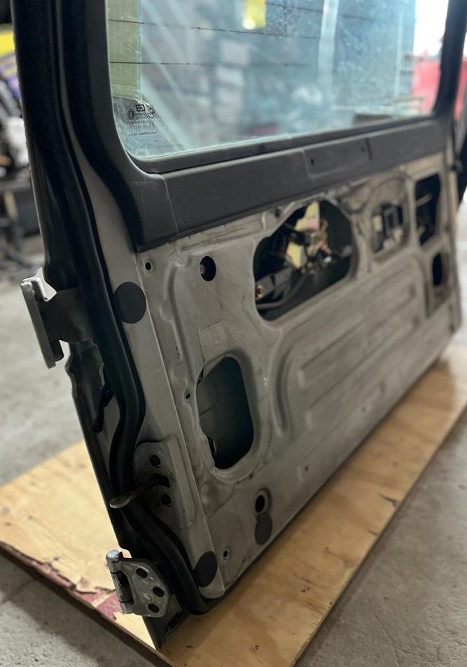 PORTELLONE POSTERIORE COMPLETO MITSUBISHI PAJERO I/ HYUNDAI GALLOPER (COMPLETO) - Autoricambi4x4
