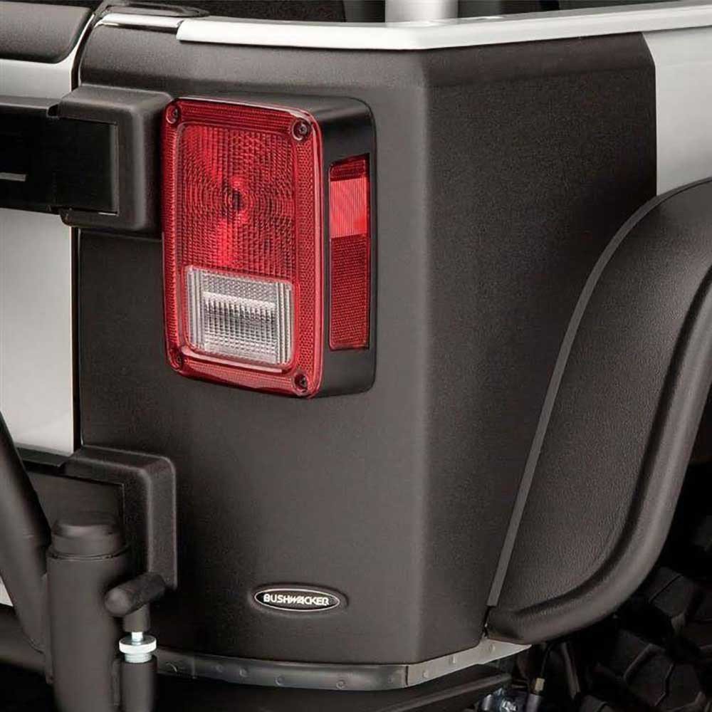 Protezioni angolari posteriori Bushwacker - Autoricambi4x4