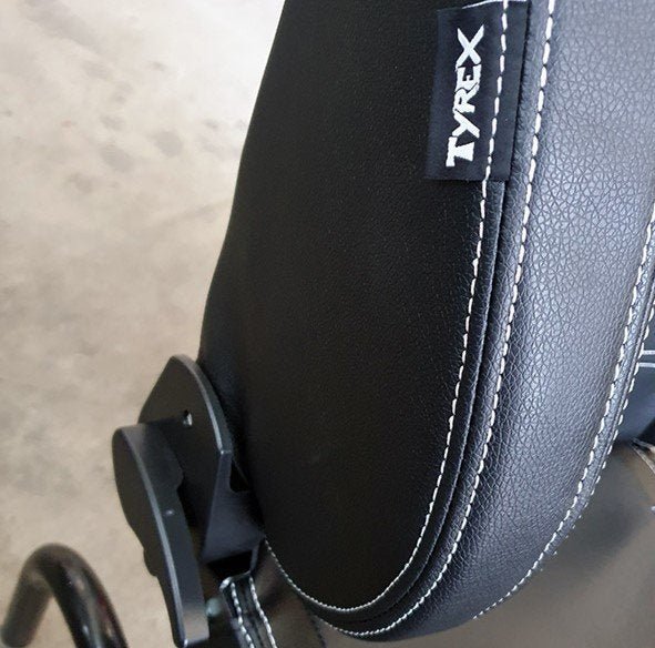 SEDILE SPORTIVO TYREX IN ECOPELLE TOTAL BLACK - Autoricambi4x4