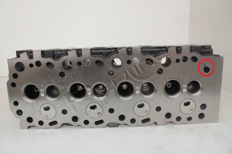 TESTATA MOTORE NUDA TOYOTA LAND CRUISER LJ70 II/ HILUX/ 4 RUNNER 2.5 TD Con scanalatura per l'olio (5 SUPPORTI) - Autoricambi4x4