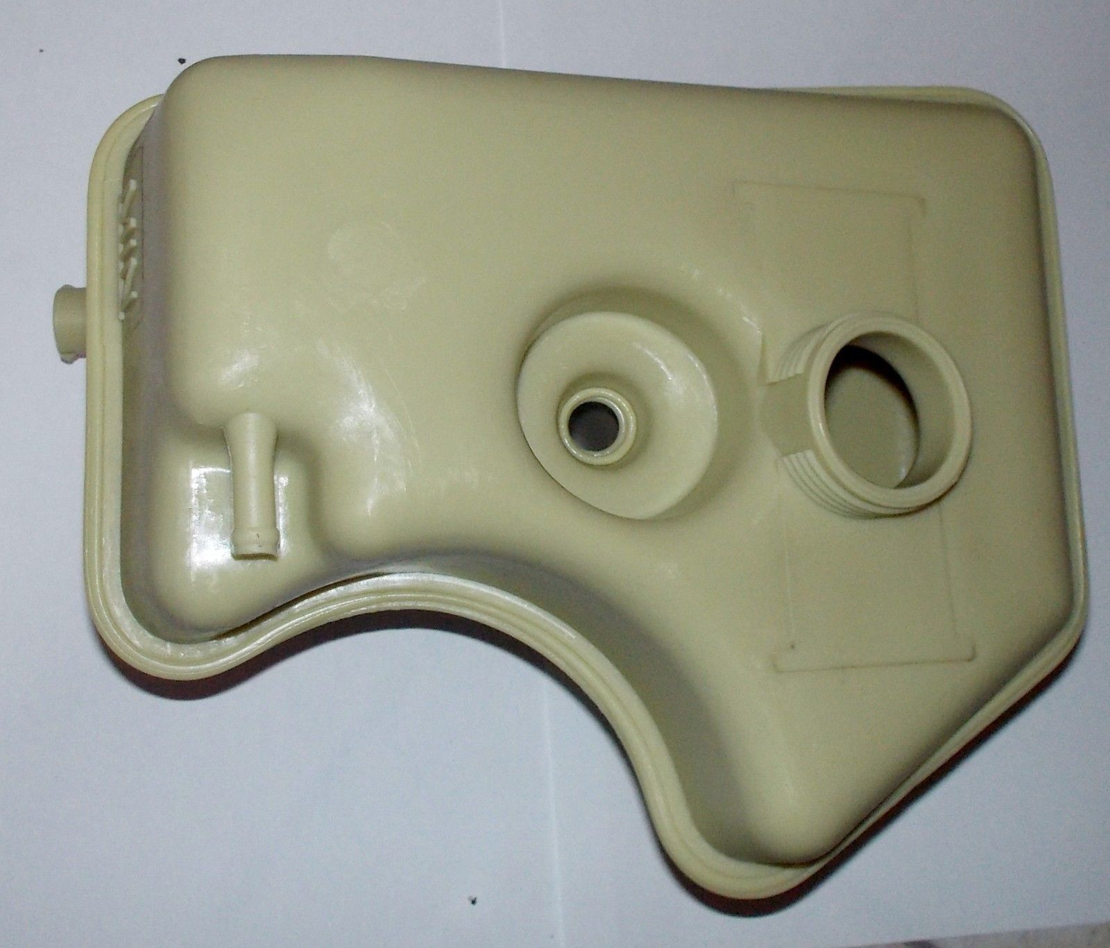 VASCHETTA ACQUA FIAT PANDA 4x4 I° SERIE DAL 1986 AL 2003 (con tappo) - Autoricambi4x4