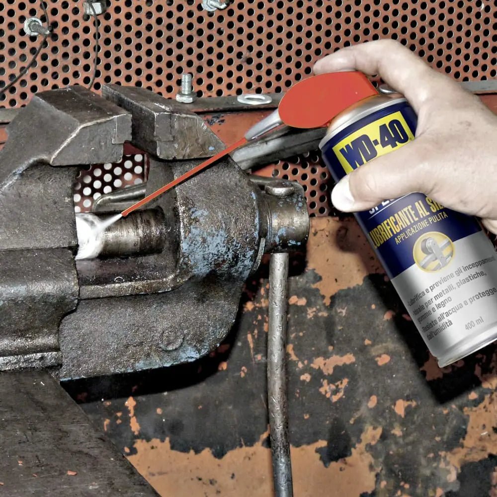 WD - 40 LUBRIFICANTE AL SILICONE - Autoricambi4x4